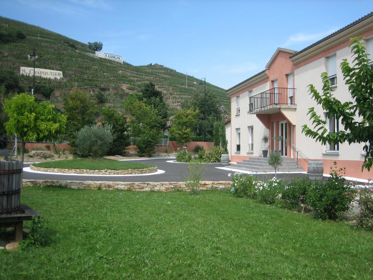 Le Domaine Des Vignes Lyon Sud Vienne Hotel